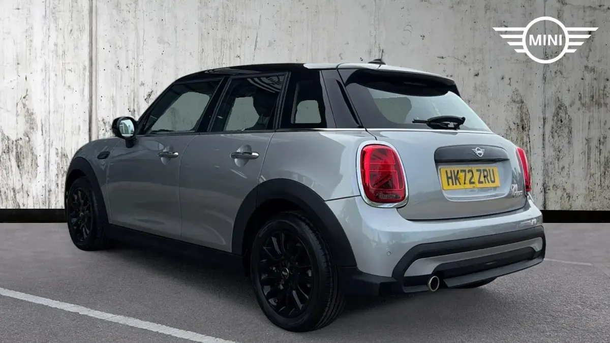 Used Mini Cooper Classic 136 HP (100 kW) 2022 Melting silver iii Hatchback