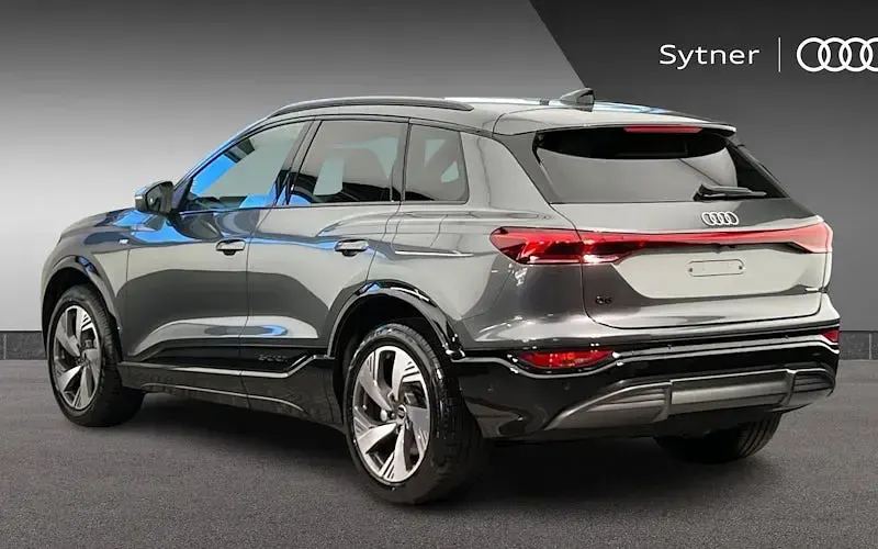New Audi Q6 e-tron S-Line 284 kW (387 HP) 2025 SUV