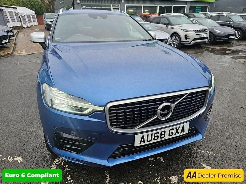 Used Volvo XC60 R-Design 250 HP (183 kW) 2018 Blue SUV