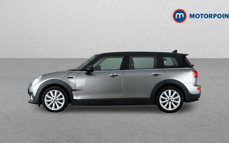 Usado Mini Cooper Clubman 136 CV (100 kW) 2018 Plateado Familiar