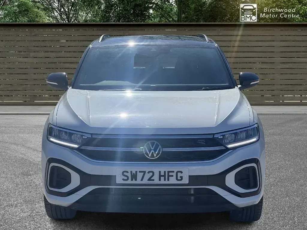 Używany VW T-Roc R-line 150 KM (110 kW) 2023 Biały SUV