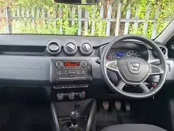 Used Dacia Duster Essentiel 100 HP (73 kW) 2021 White SUV