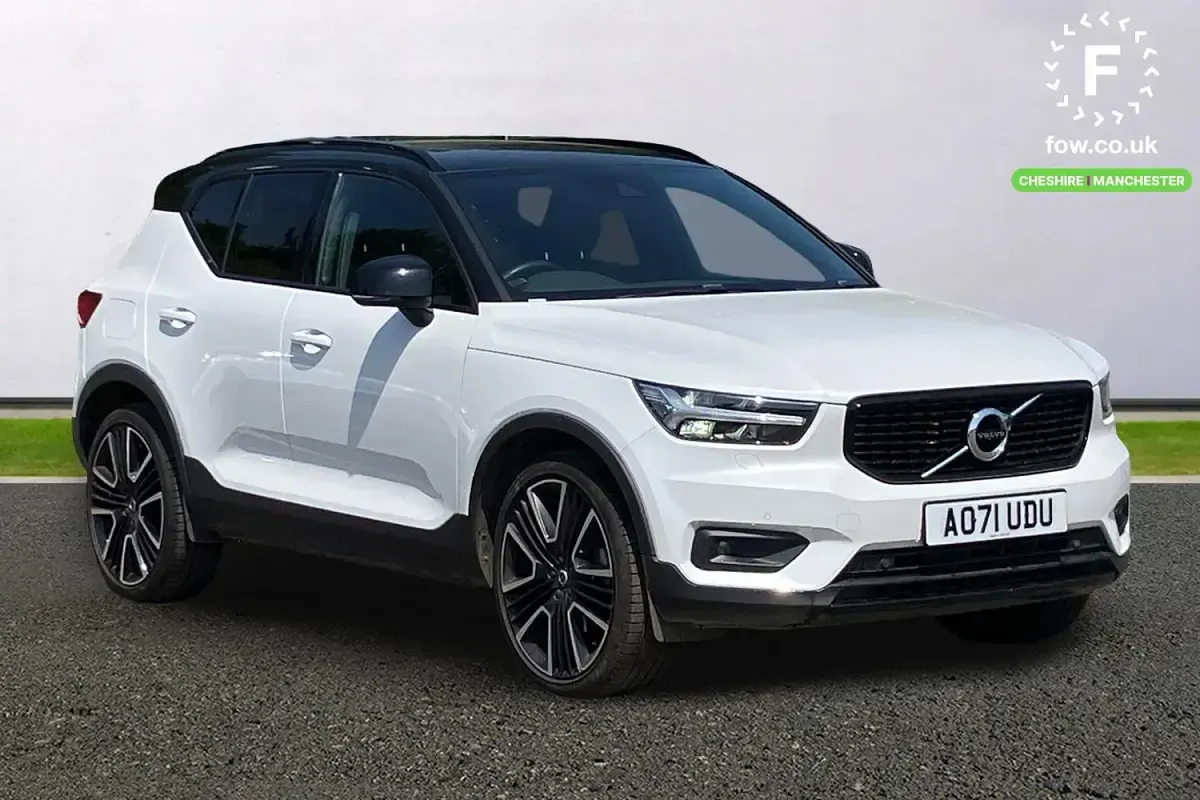 Used Volvo XC40 R-Design Pro 197 HP (144 kW) 2021 SUV