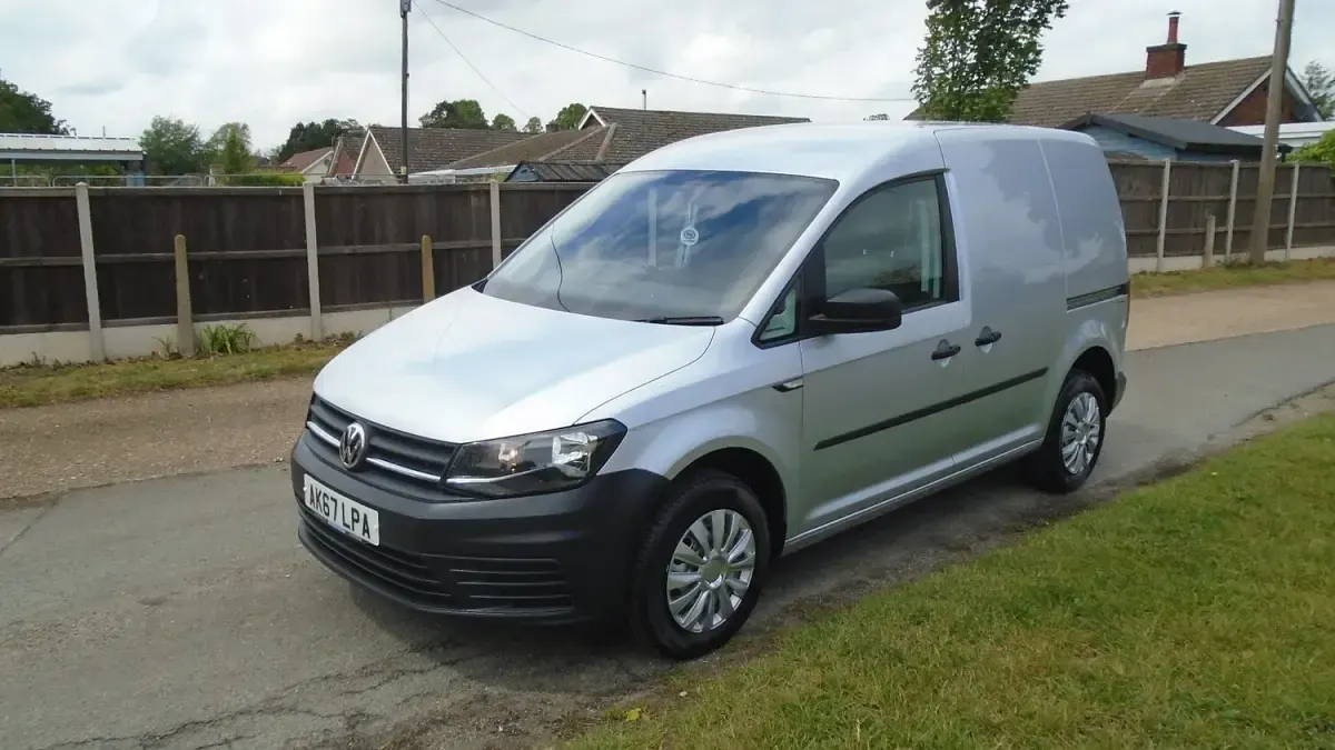 Used VW Caddy Startline 102 HP (75 kW) 2018 Silver MPV
