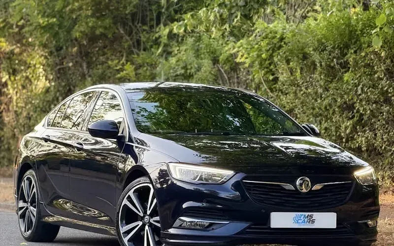 Used Vauxhall Insignia SRi 170 HP (125 kW) 2018 Hatchback