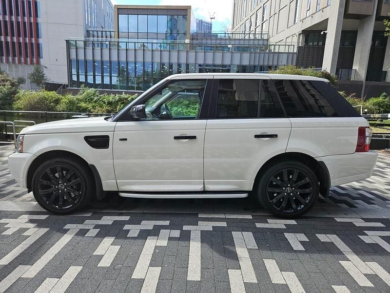 White Used 2009 Land Rover Range Rover Sport HSE SUV | £2,750 (Super price) - Image 1/4