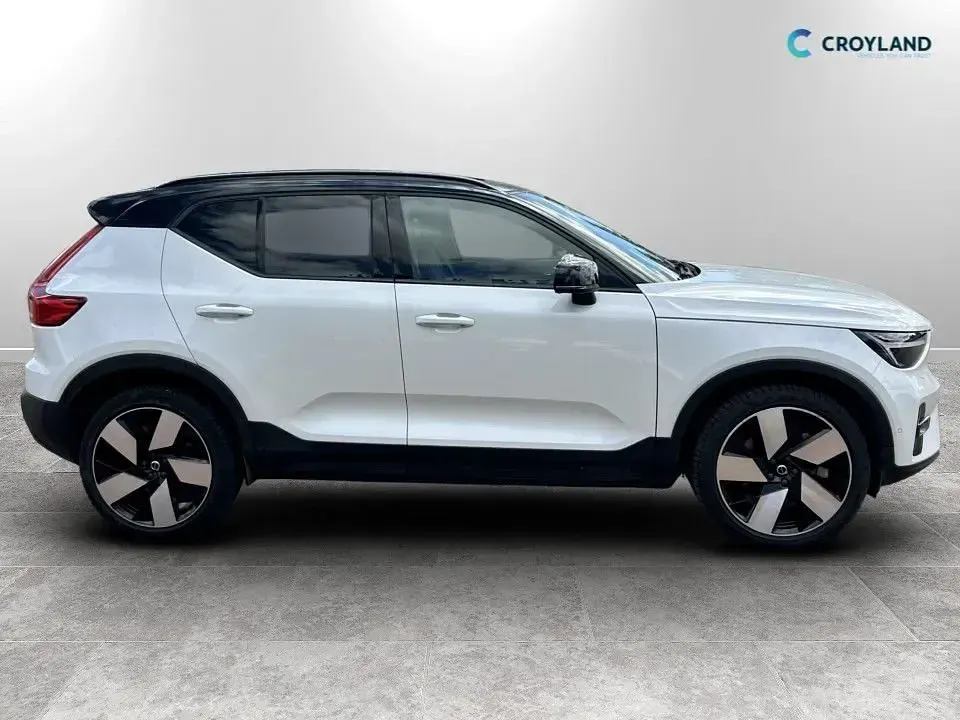 Used Volvo XC40 Ultimate 169 kW (231 HP) 2022 White SUV