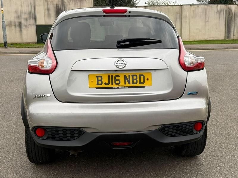 Used Nissan Juke Tekna 110 HP (80 kW) 2016 Silver SUV
