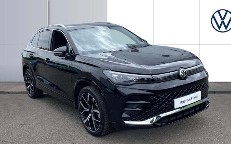 Used 2026 VW Tiguan R-line SUV | £34,382 - Image 1/4
