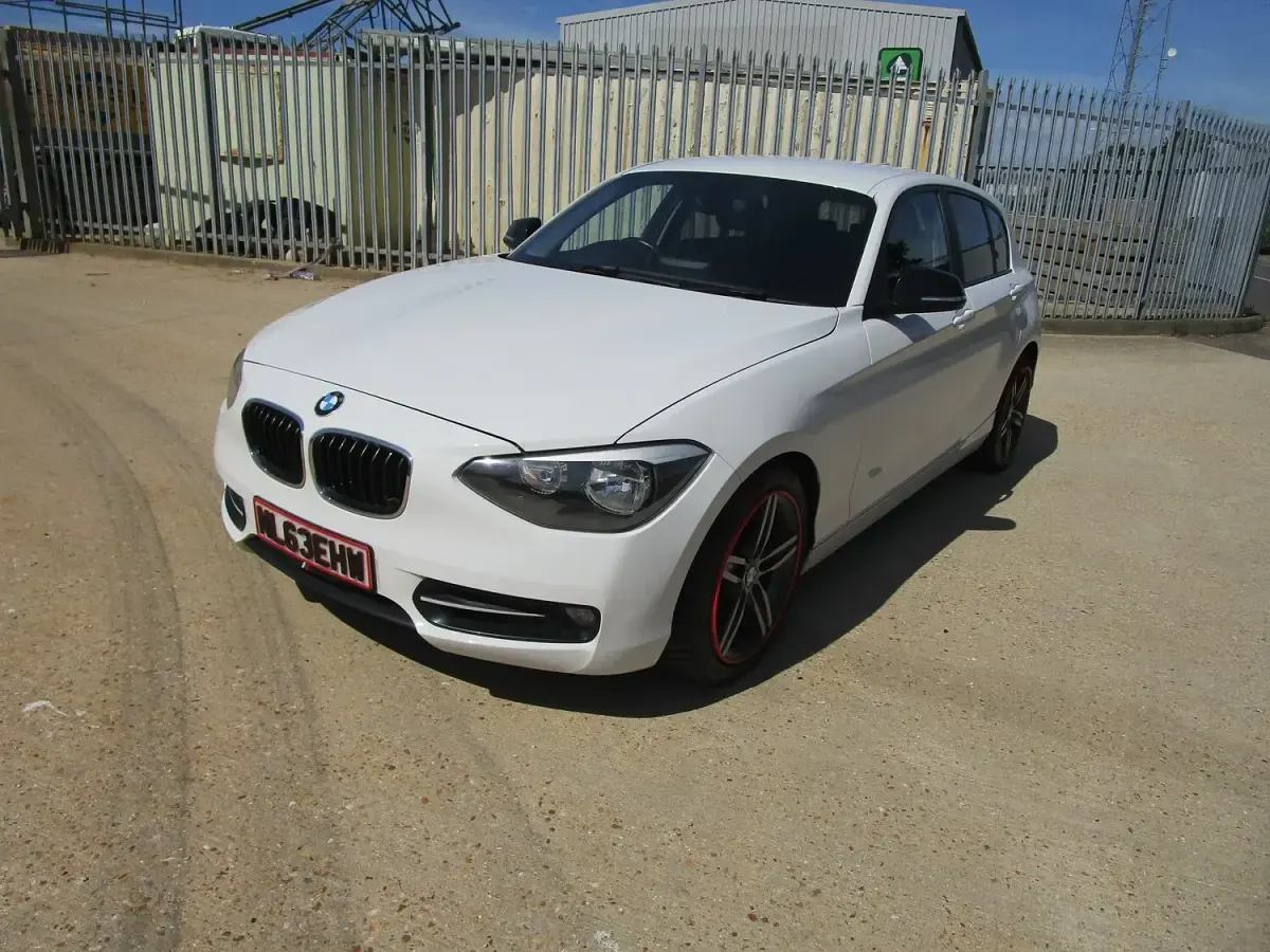 Used BMW 120 Sport Line 184 HP (135 kW) 2013 White Hatchback
