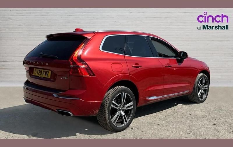 Used Volvo XC60 Inscription 197 HP (144 kW) 2020 Red SUV