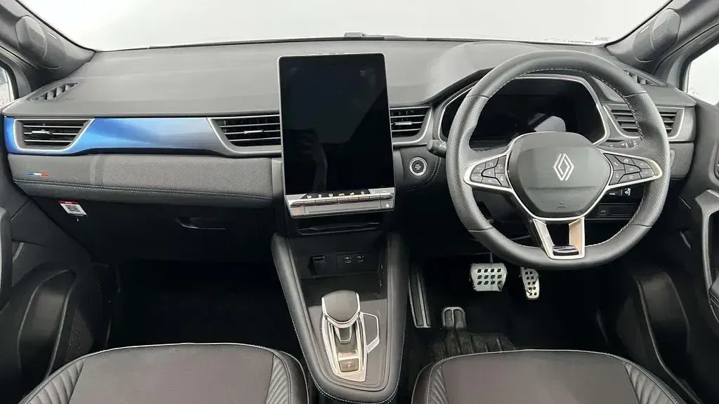 Used Renault Symbioz Iconic Esprit Alpine 143 HP (105 kW) 2025 Grey  SUV