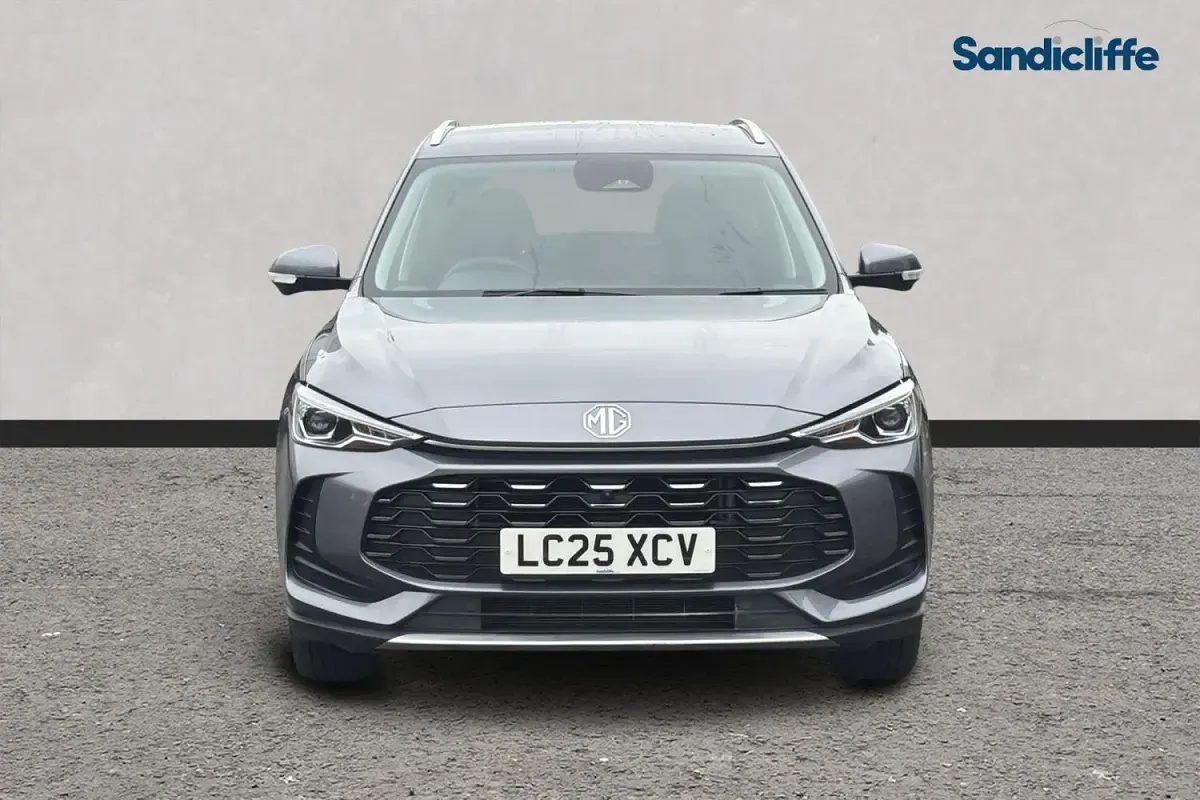 Used MG ZS Trophy 196 HP (144 kW) 2024 Metallic  hampstead grey SUV