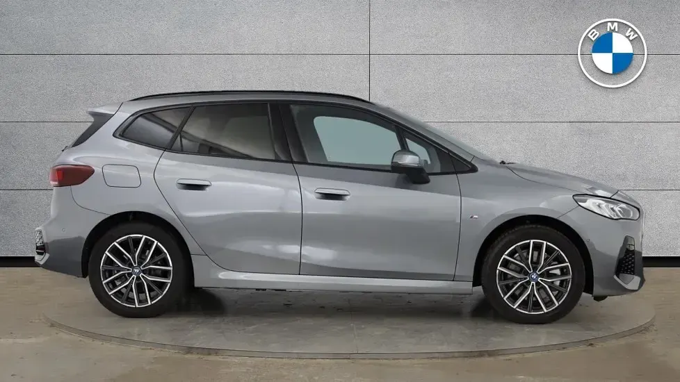 Usado BMW 230e Active Tourer M Sport 322 CV (236 kW) 2025 Gris Monovolumen