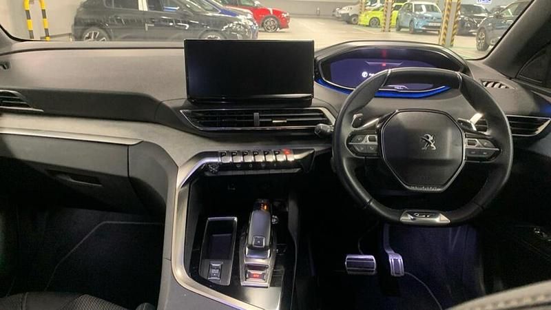 Used Peugeot 5008 GT 129 HP (94 kW) 2023 Grey SUV