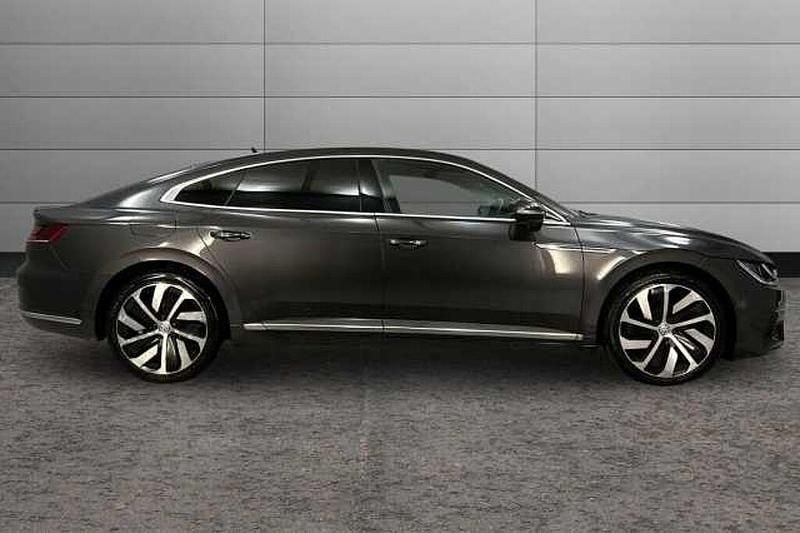 Używany VW Arteon R-line 190 KM (139 kW) 2019 Szary Hatchback