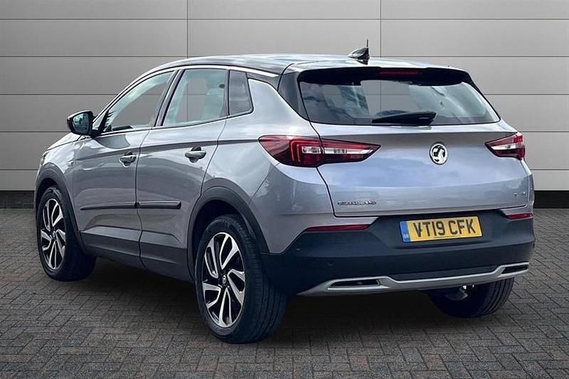 Used Vauxhall Grandland X Elite 130 HP (95 kW) 2019 Grey SUV