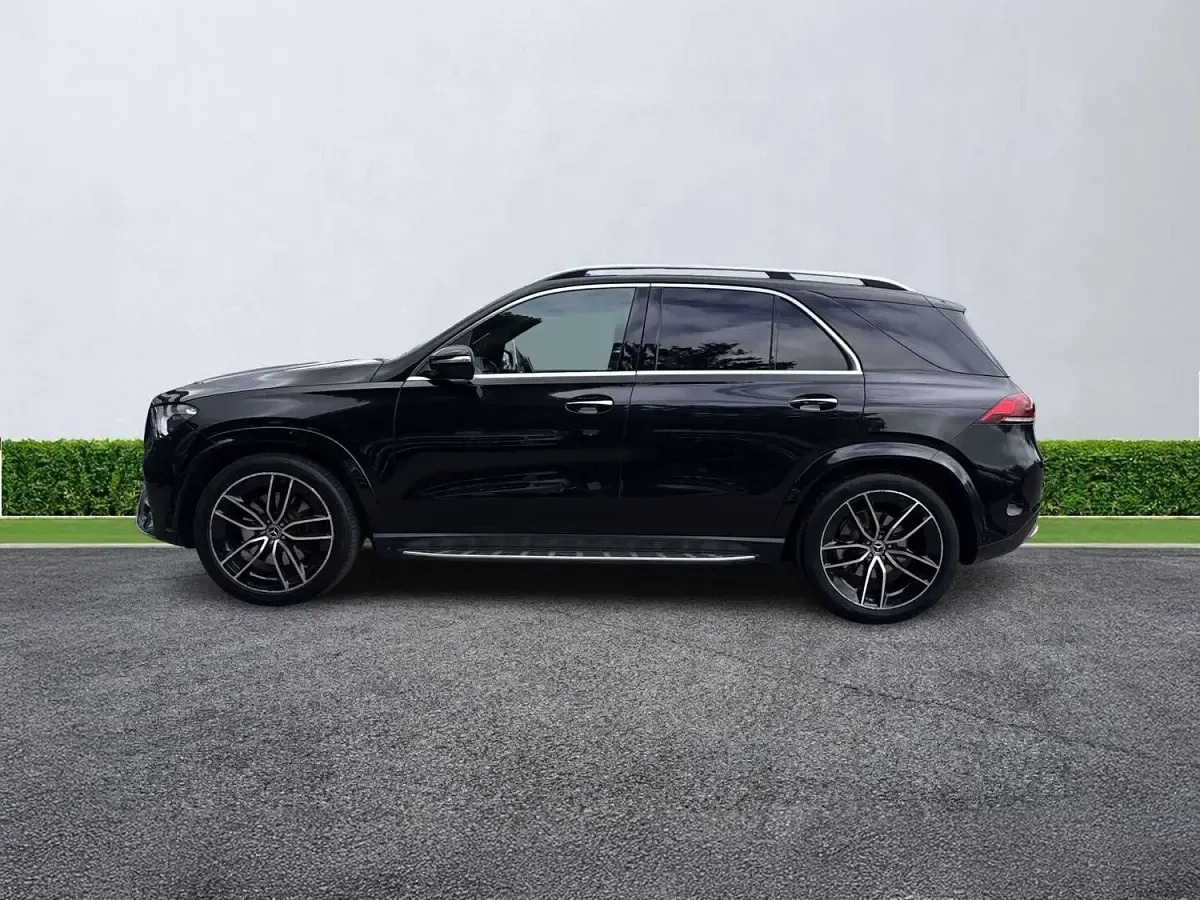 Used Mercedes GLE400 AMG line 2022 Black Estate