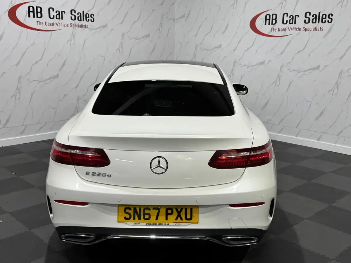 Used Mercedes E220 AMG Line Premium 194 HP (142 kW) 2017 White Coupe