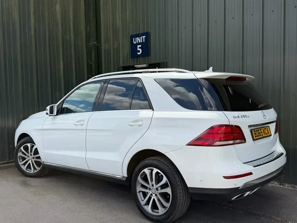 Used Mercedes GLE250 204 HP (150 kW) 2015 White SUV