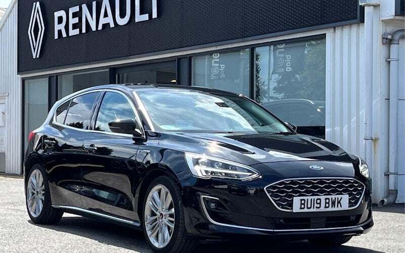 Used 2020 Ford Focus Vignale Hatchback | £13,856 (Good price) - Image 1/4