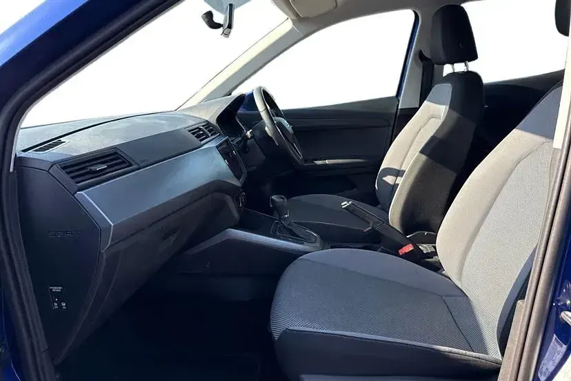 Used Seat Arona SE Technology 115 HP (84 kW) 2019 Blue SUV