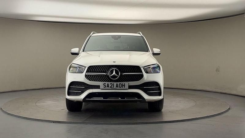 Used Mercedes GLE350 AMG line 272 HP (200 kW) 2021 Diamond white Estate