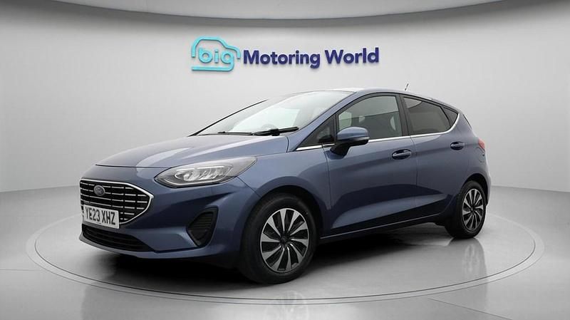 Used Ford Fiesta Titanium 100 HP (73 kW) 2023 Blue Hatchback