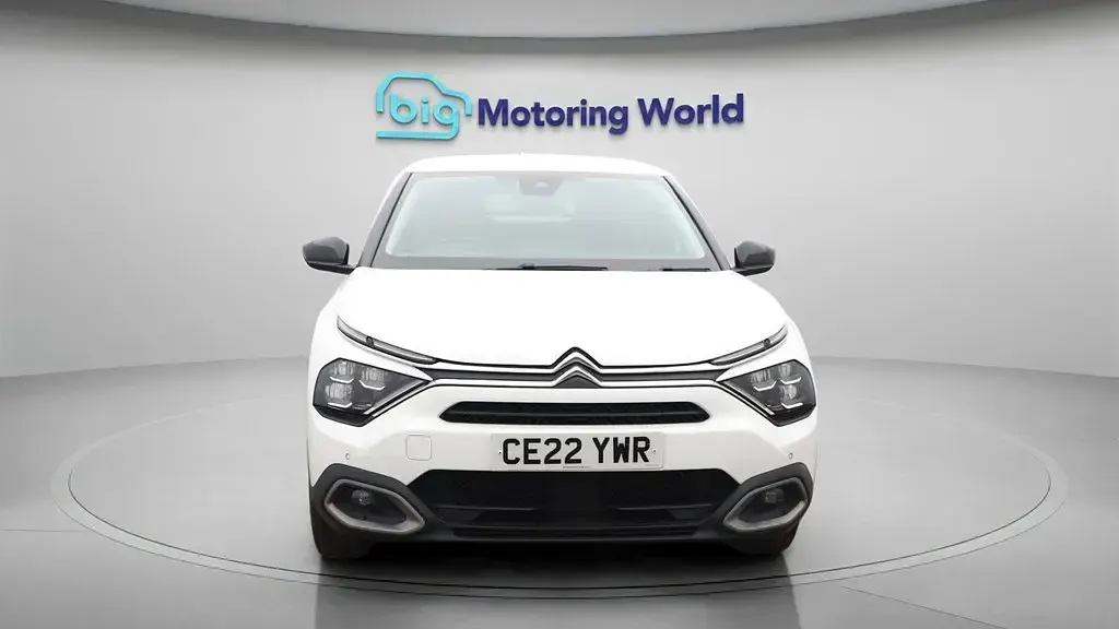 Usado Citroën C4 Shine 130 HP (95 kW) 2022 Branco Citadino