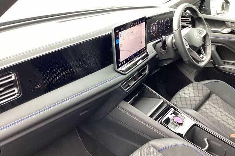 Used VW Tiguan R-line 150 HP (110 kW) 2025 Urano grey SUV