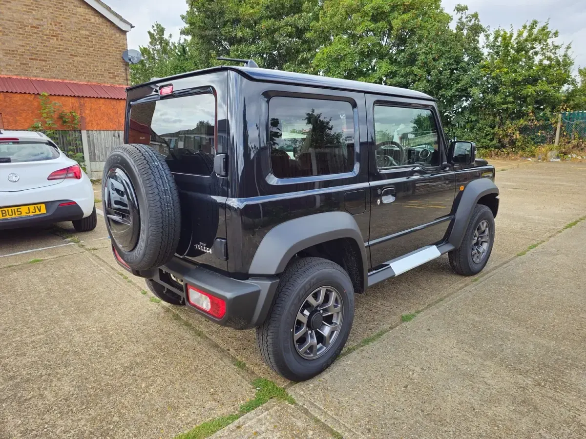 Used Suzuki Jimny 101 HP (74 kW) 2024 Black SUV