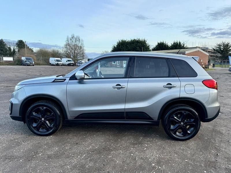 Used Suzuki Vitara 138 HP (101 kW) 2016 Grey SUV