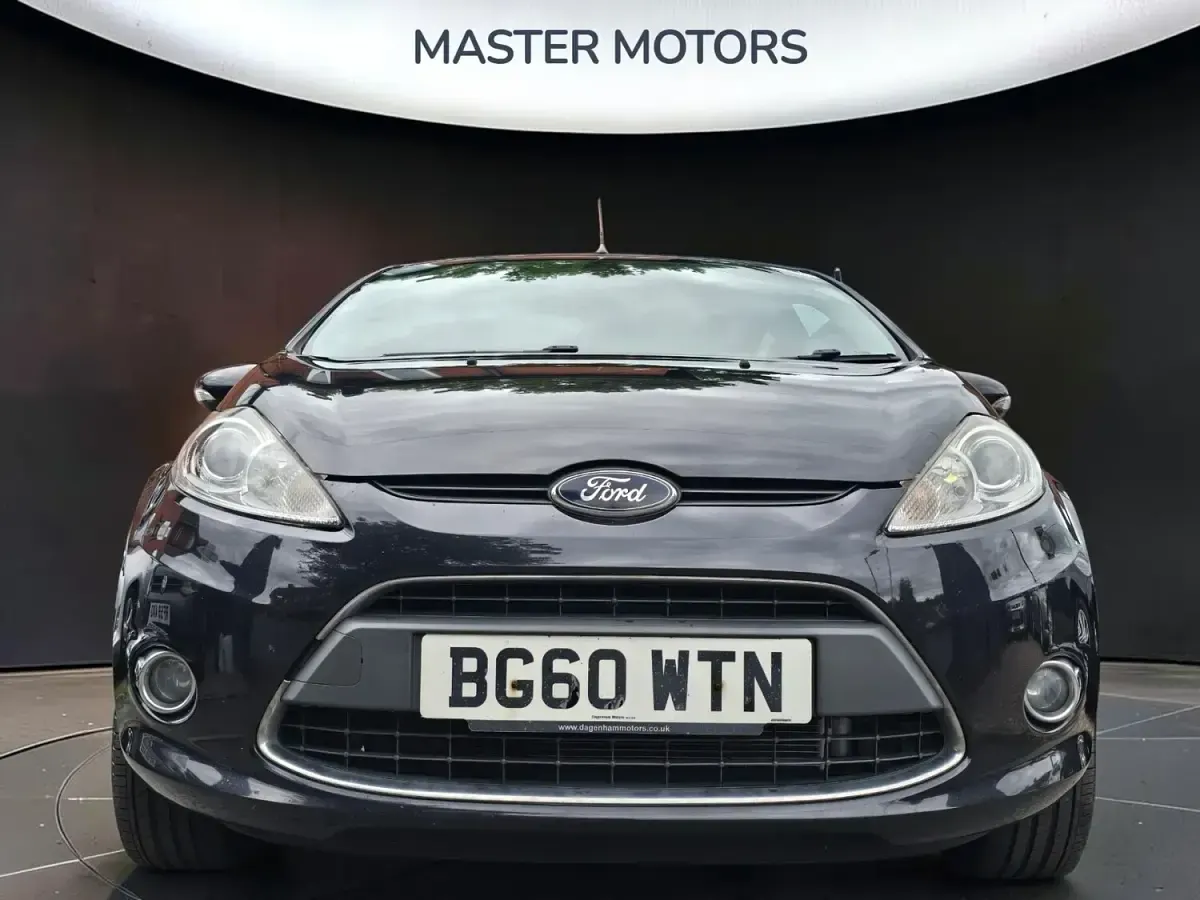 Used Ford Fiesta Titanium 96 HP (70 kW) 2011 Black Hatchback