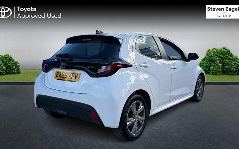 Used Toyota Yaris Hybrid 116 HP (85 kW) 2026 Hatchback