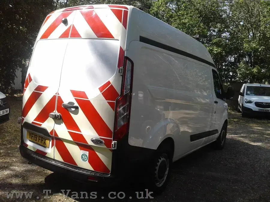 Used Ford Transit Custom 130 HP (95 kW) 2019 White Van
