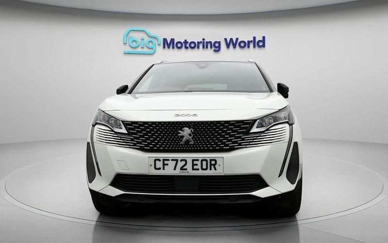 Used Peugeot 3008 Premium 131 HP (96 kW) 2022 White SUV