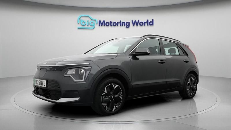 Used Kia Niro 150 kW (204 HP) 2025 Grey SUV