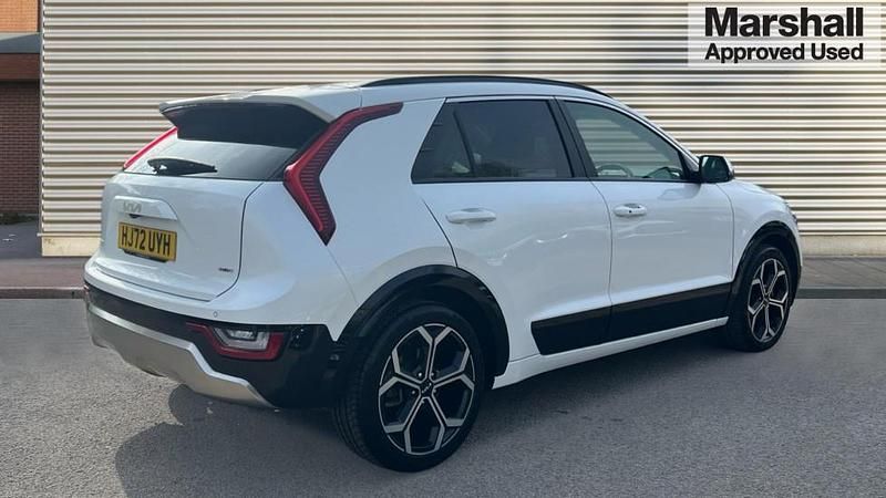 Used Kia Niro 139 HP (102 kW) 2022 White SUV