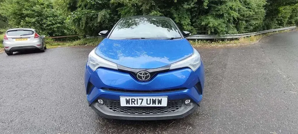 Used Toyota C-HR 116 HP (85 kW) 2017 Blue SUV