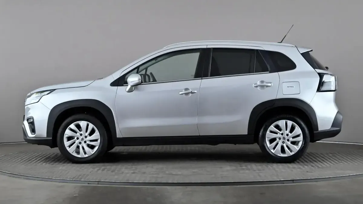 Gebraucht Suzuki SX4 S-Cross 129 PS (94 kW) 2023 Silber SUV