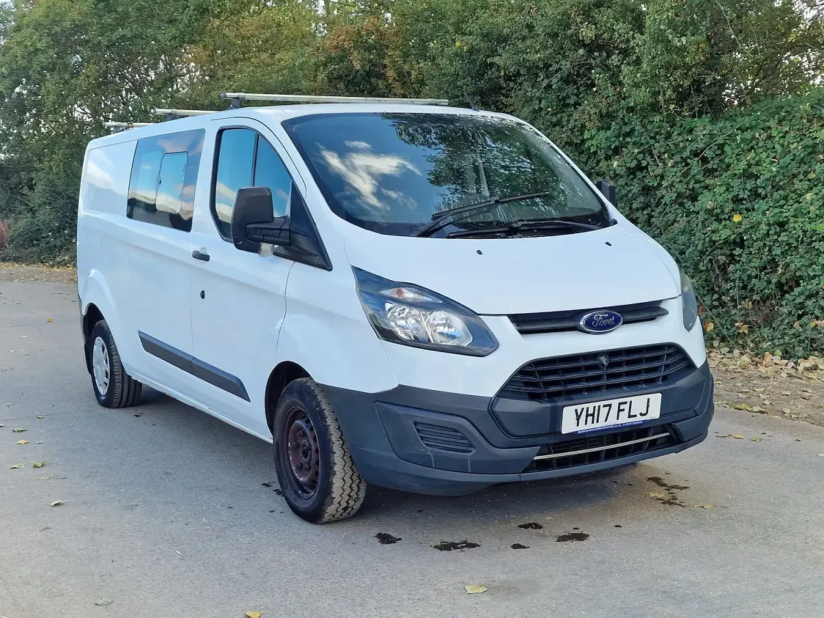 Used Ford Transit Custom 103 HP (75 kW) 2017 White Van