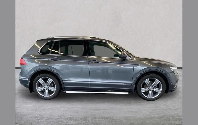 Used VW Tiguan SEL 150 HP (110 kW) 2019 Grey SUV