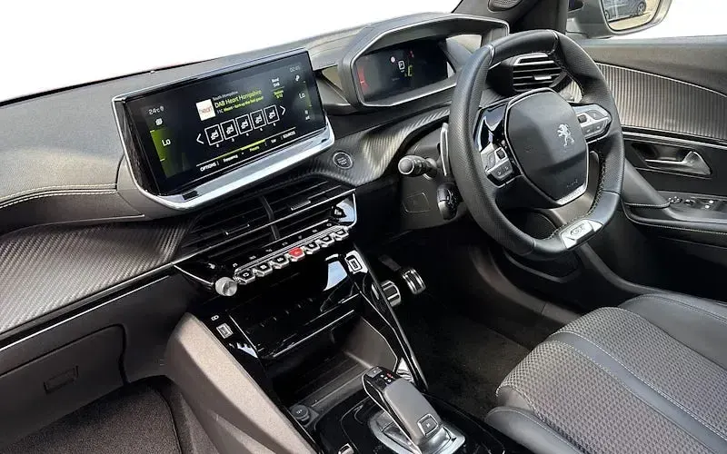 Used Peugeot 2008 GTi 131 HP (96 kW) 2023 SUV