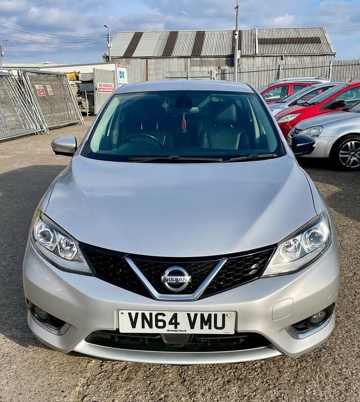 Used Nissan Pulsar Tekna 109 HP (80 kW) 2014 Silver Hatchback