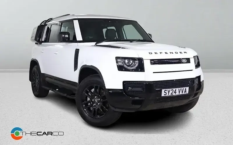 Used Land Rover Defender Dynamic 300 HP (220 kW) 2023 SUV