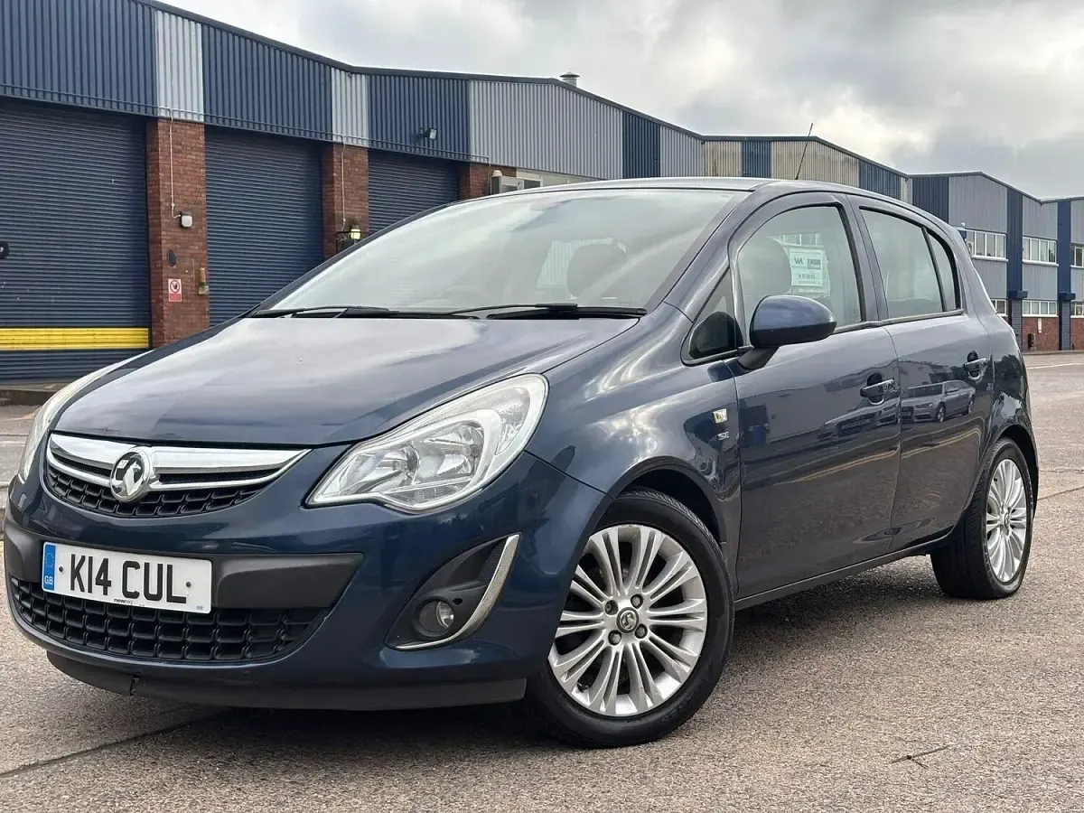 Used Vauxhall Corsa 2013 Blue Hatchback
