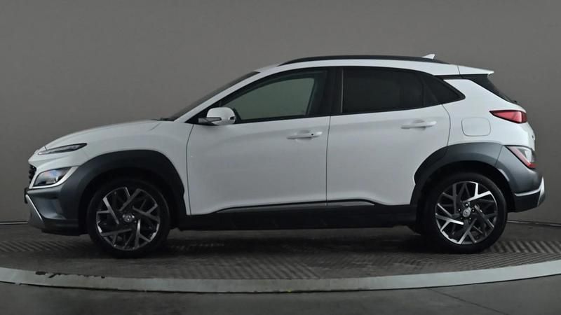 Used Hyundai Kona Premium 141 HP (103 kW) 2023 White SUV