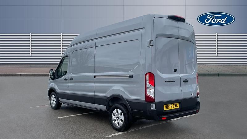 Used Ford Transit Limited 165 HP (121 kW) 2025 Van