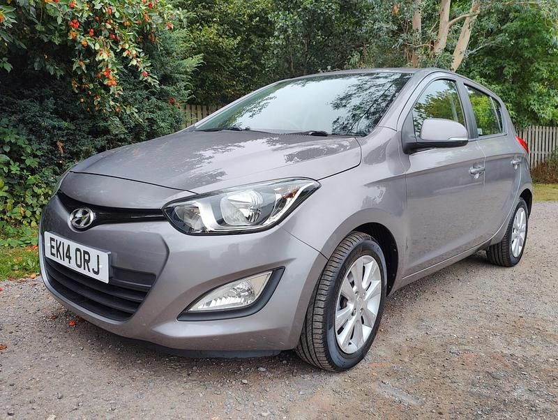 Grey Used 2014 Hyundai i20 Active Hatchback | £4,495 (Fair price) - Image 1/4