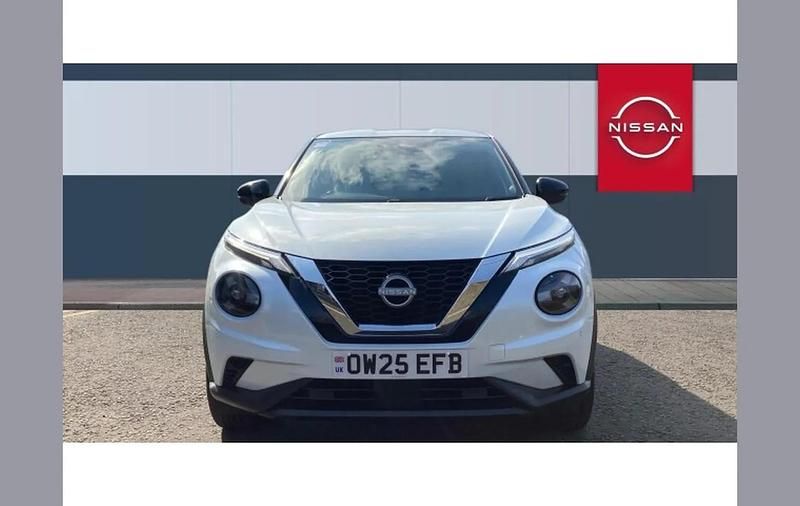 Used Nissan Juke N-Connecta 114 HP (83 kW) 2025 White SUV